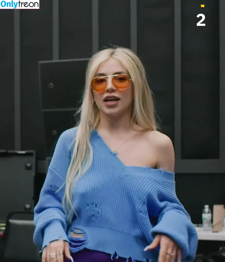 Ava Max nude photo #1530 (avamax / plharleyquinn)