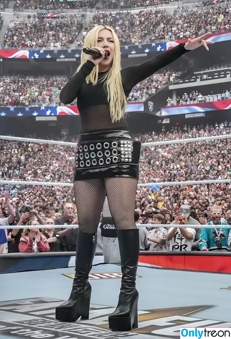 Ava Max nude photo #1633 (avamax / plharleyquinn)