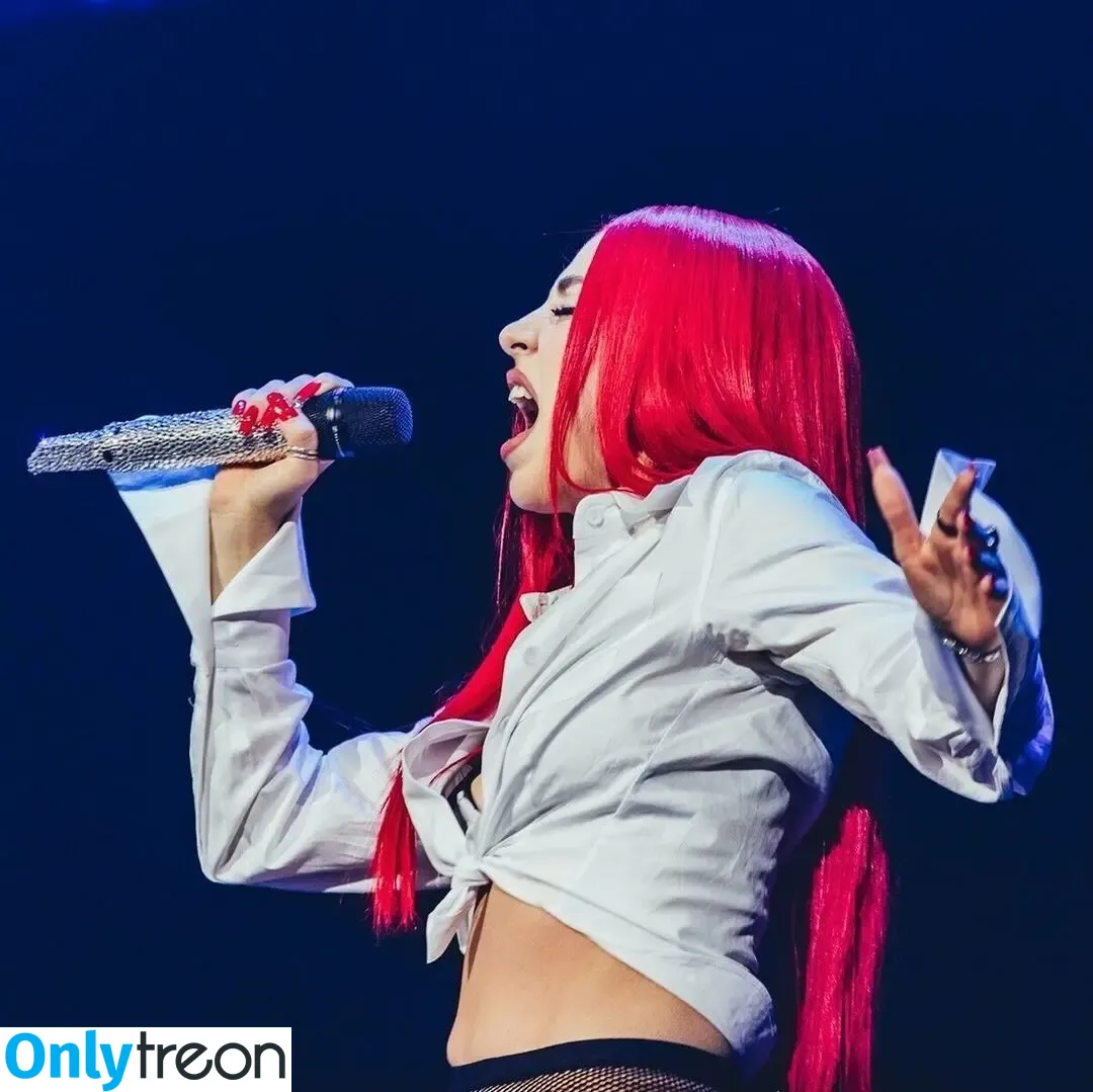 Ava Max nude photo #1818 (avamax / plharleyquinn)