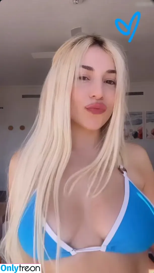 Ava Max голая photo #1896 (avamax / plharleyquinn)