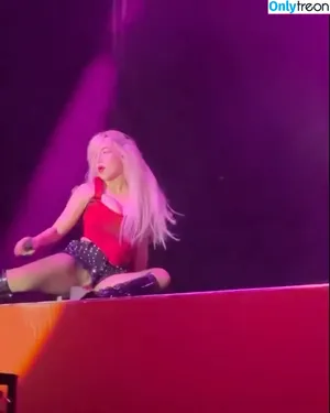 Ava Max / avamax / plharleyquinn фото голая #2009