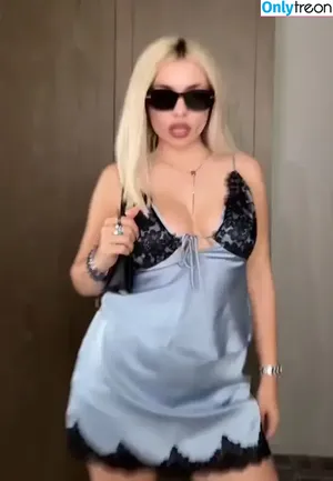 Ava Max / avamax / plharleyquinn фото голая #2100