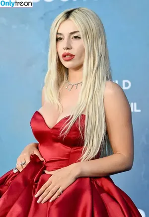 Ava Max / avamax / plharleyquinn фото голая #2112