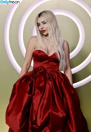 Ava Max / avamax / plharleyquinn фото голая #2114