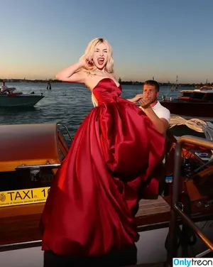 Ava Max / avamax / plharleyquinn фото голая #2121