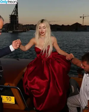 Ava Max / avamax / plharleyquinn фото голая #2127
