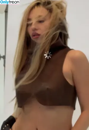Ava Max / avamax / plharleyquinn фото голая #2197