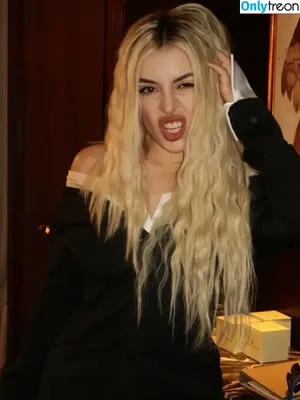 Ava Max / avamax / plharleyquinn фото голая #2199