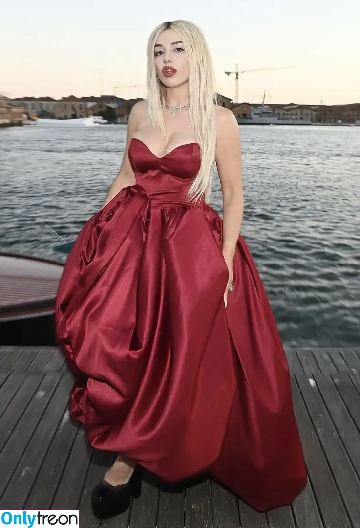 Ava Max nude photo #2137 (avamax / plharleyquinn)