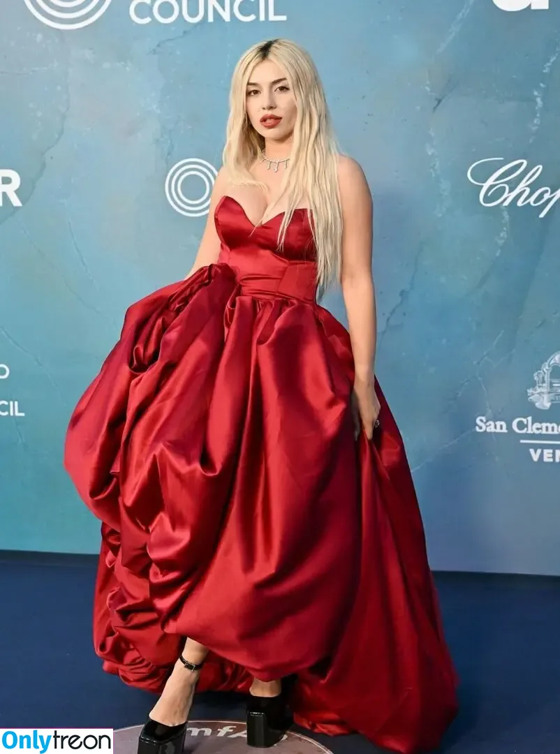 Ava Max nude photo #2175 (avamax / plharleyquinn)