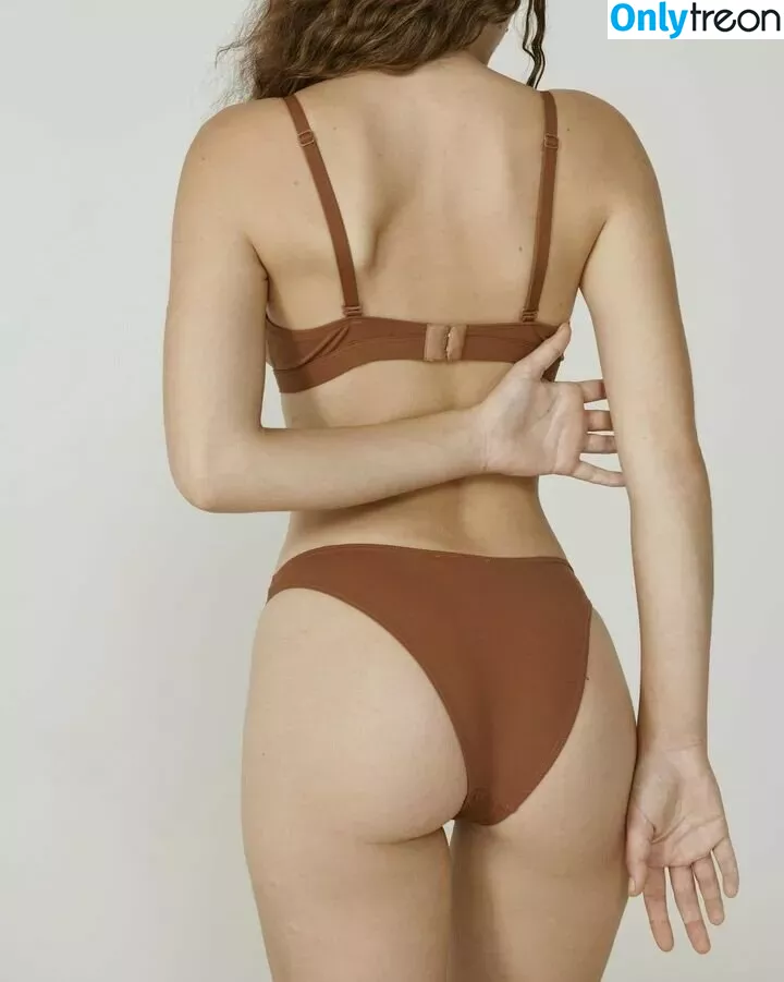 Ava Pearlman голая photo #0001 (avapearlman)