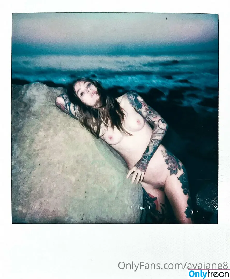 avajane8 голая photo #0195 (Avaxoxojane)