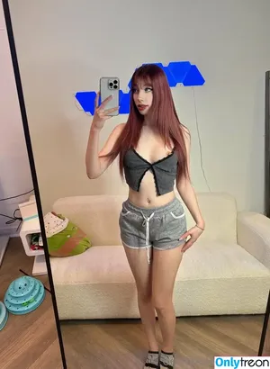 AvaLoveXo / Avaakit / Avaamorr / Avabonilla / Oliviamoonxo фото голая #0032