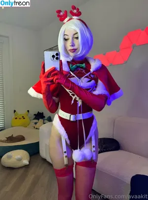 AvaLoveXo / Avaakit / Avaamorr / Avabonilla / Oliviamoonxo фото голая #0033