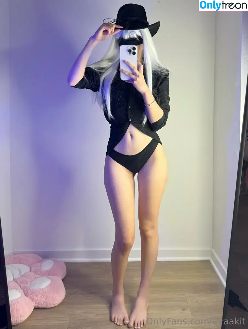 AvaLoveXo голая photo #0013 (Avaakit / Avaamorr / Avabonilla / Oliviamoonxo)
