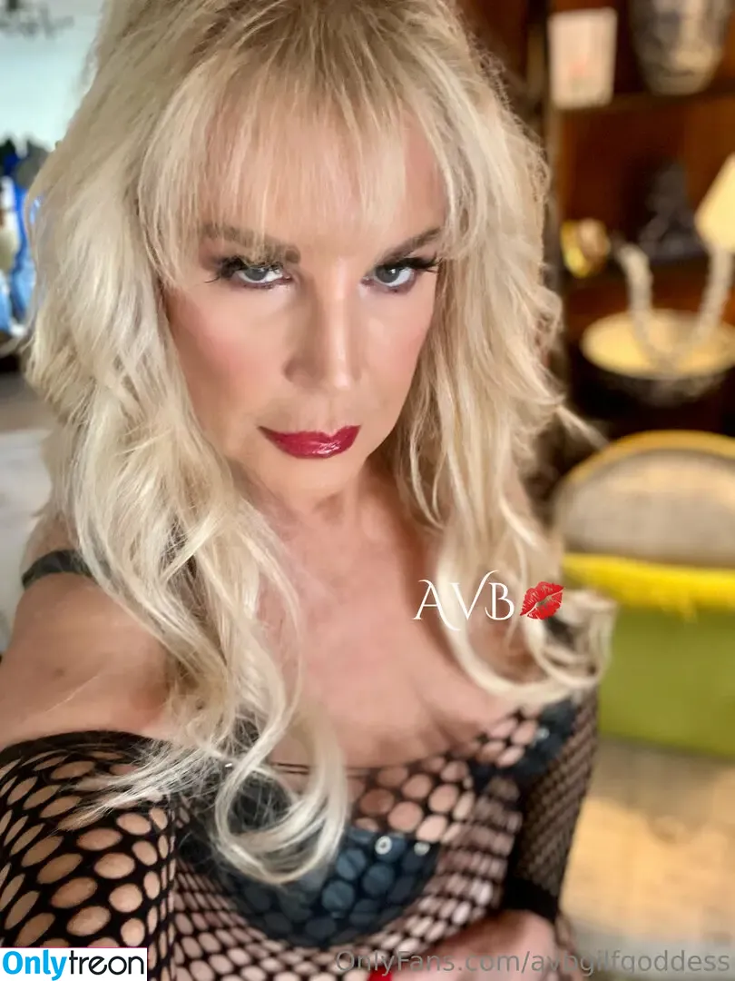avbgilfgoddess nude photo #0020 (avb.gilfgoddess_backup)
