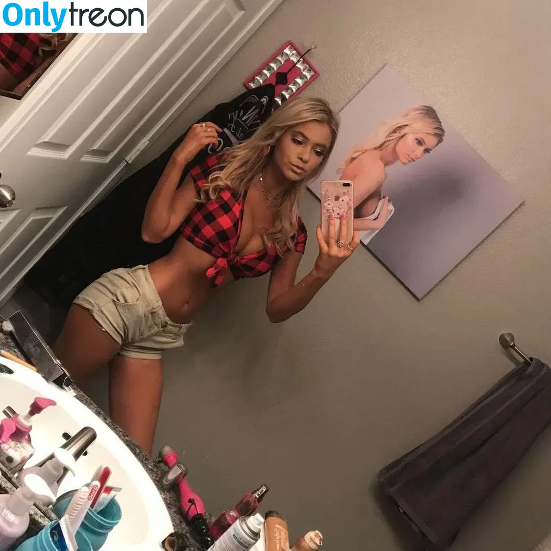 Avery T nude photo #0004 (avery.t)