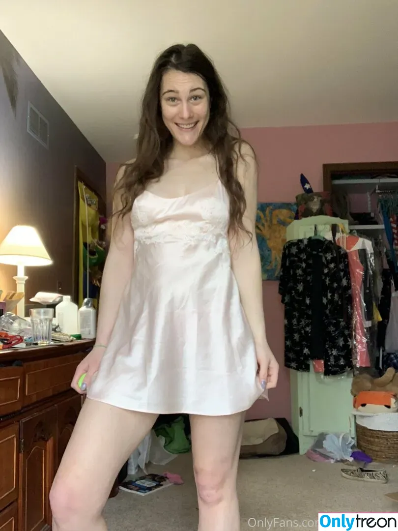 averyafterhours nude photo #0104 (averythrash_)