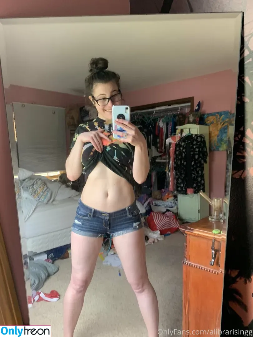 averyafterhours nude photo #0132 (averythrash_)