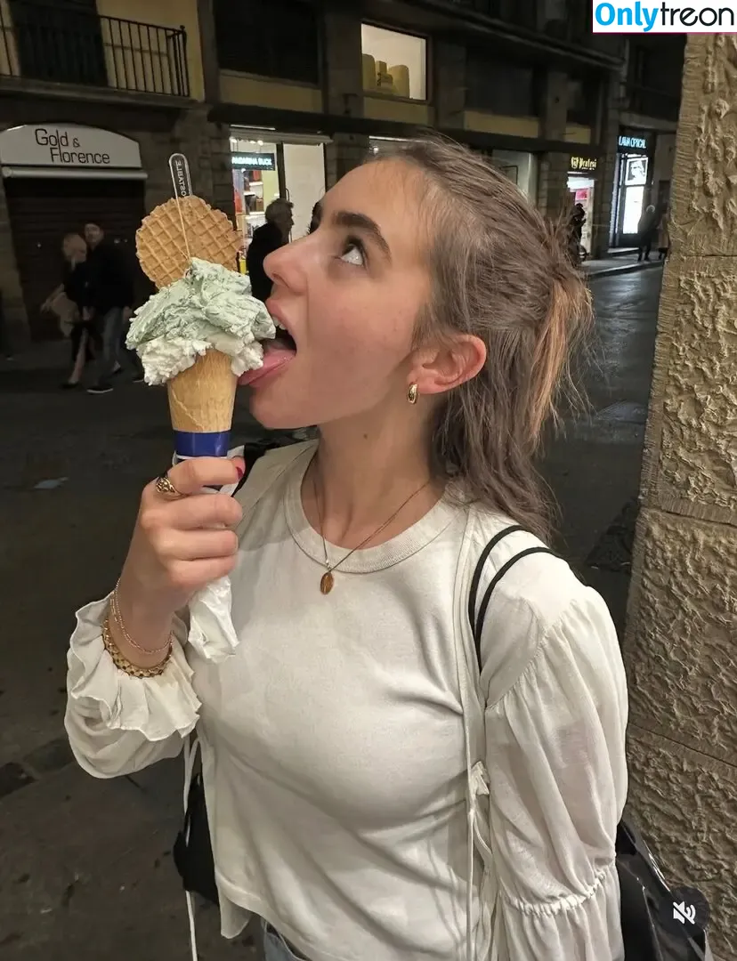 Avia Butler голая photo #0182 (aviacolette)