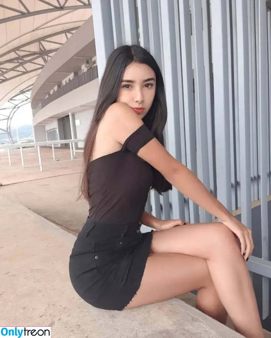 AvMadeleine nude photo #0005 (AvMadeleine)