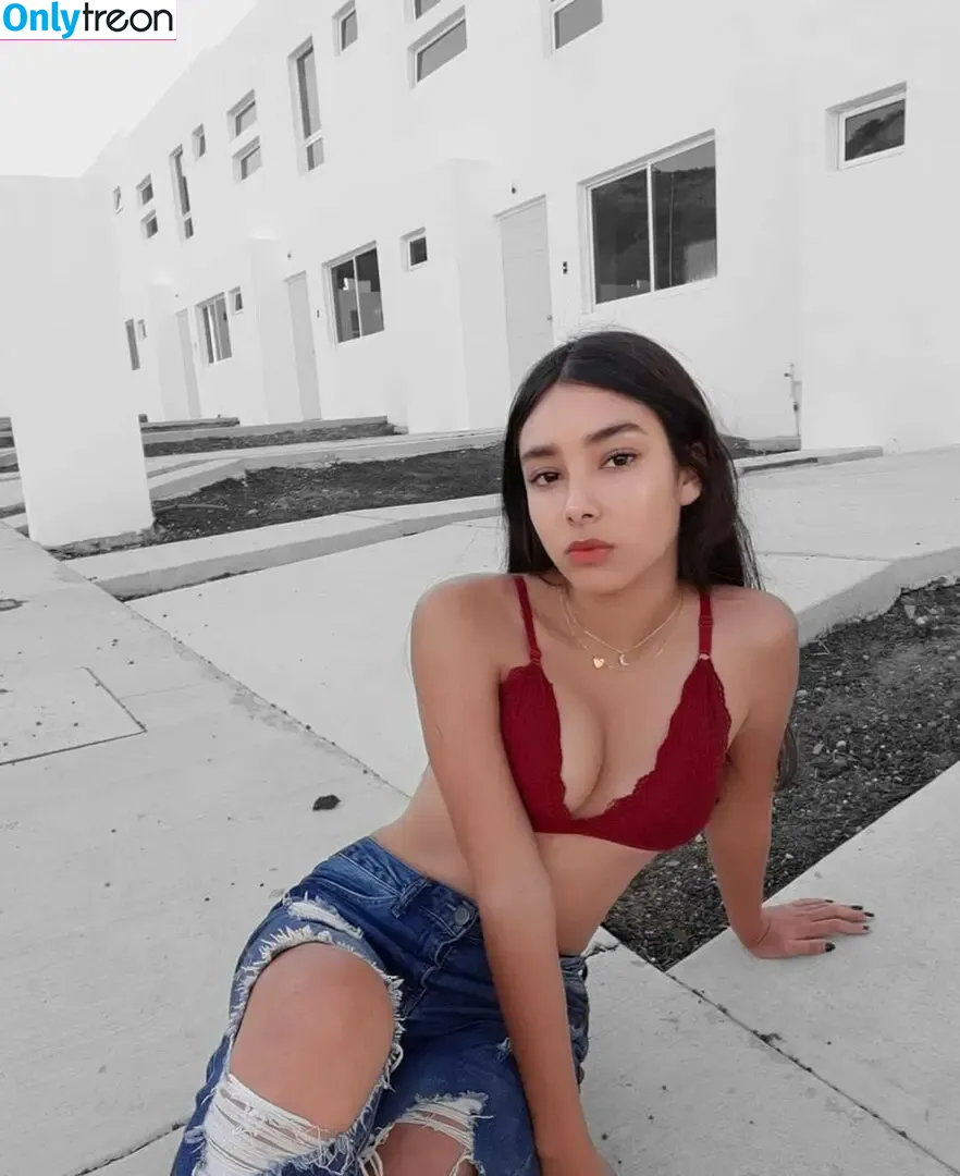 AvMadeleine nude photo #0011 (AvMadeleine)