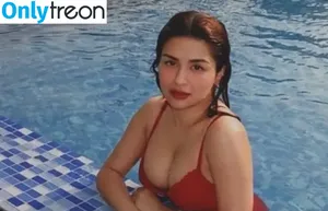 Avneet Kaur / avneetkaur_13 nude photo #0055