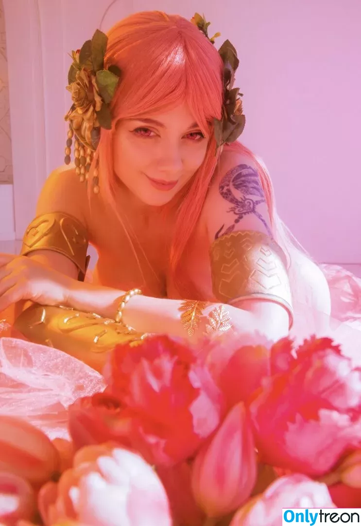 awesomi nude photo #0312 (Omi / Omi_COS / awes_omi)