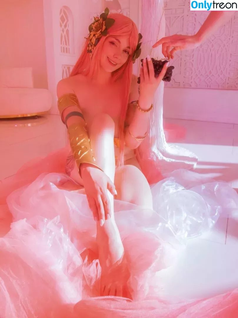 awesomi nude photo #0317 (Omi / Omi_COS / awes_omi)