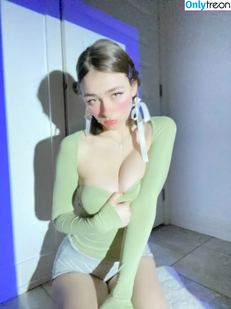 awholelottazozo голая photo #0287 (zozothewoodelf)