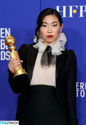 Awkwafina nude photo #0040