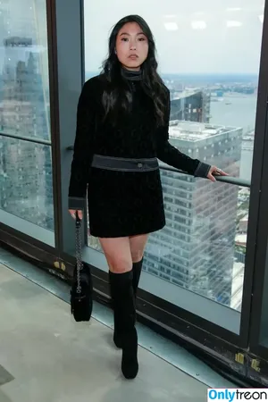 Awkwafina nude photo #0047