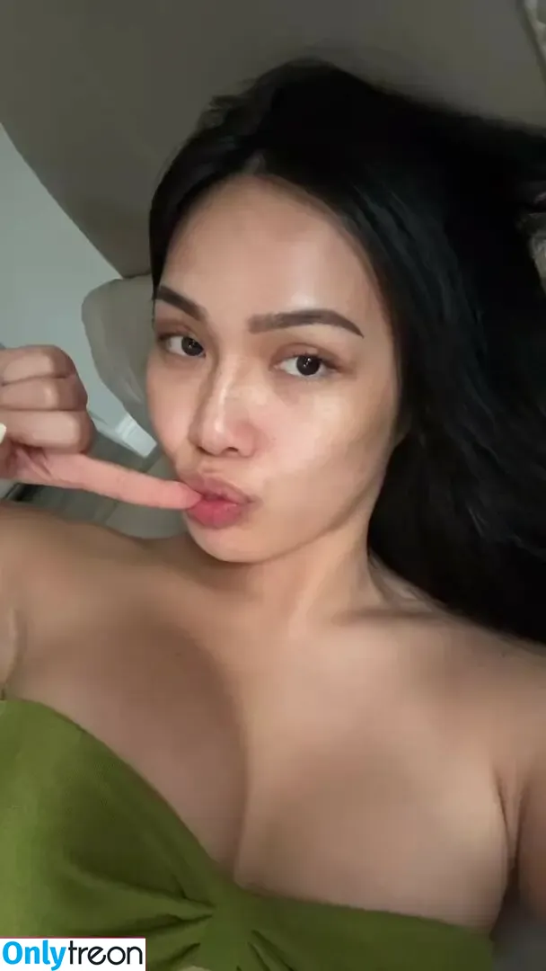 Axnuwin nude photo #0084 (PewpewAnniekinz)
