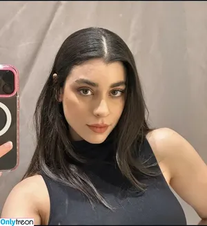 ayaattt / ayaat nude photo #0018