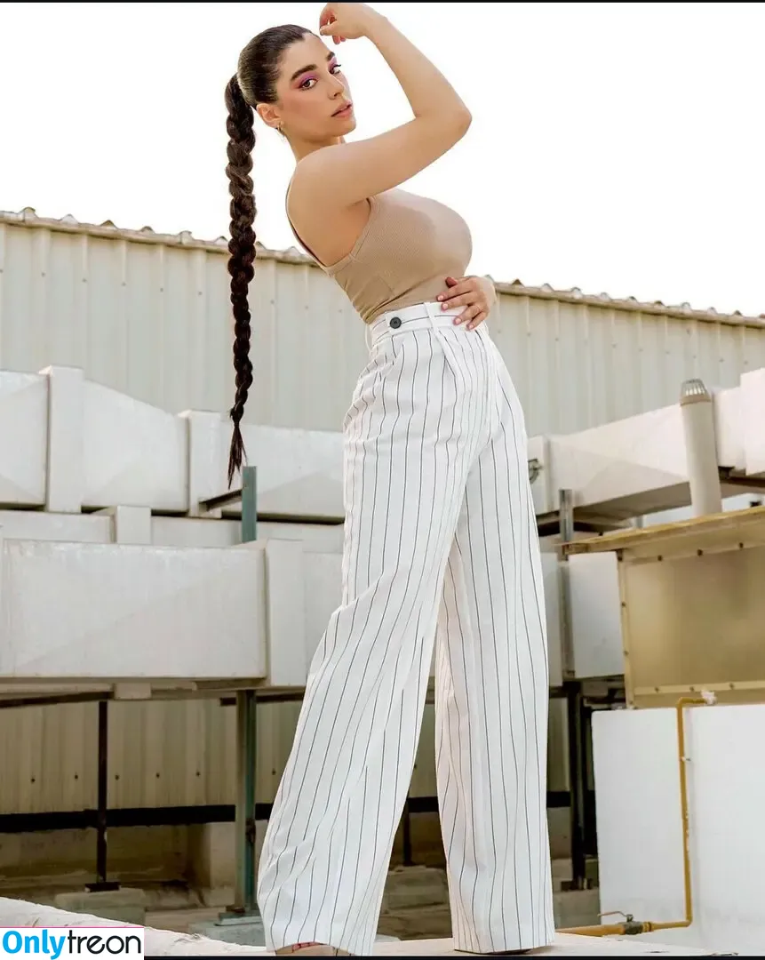 ayaattt nude photo #0031 (ayaat)