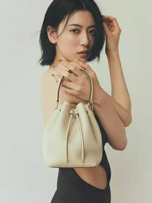 Ayaka Miyoshi / miyoshi.aa фото голая #0333