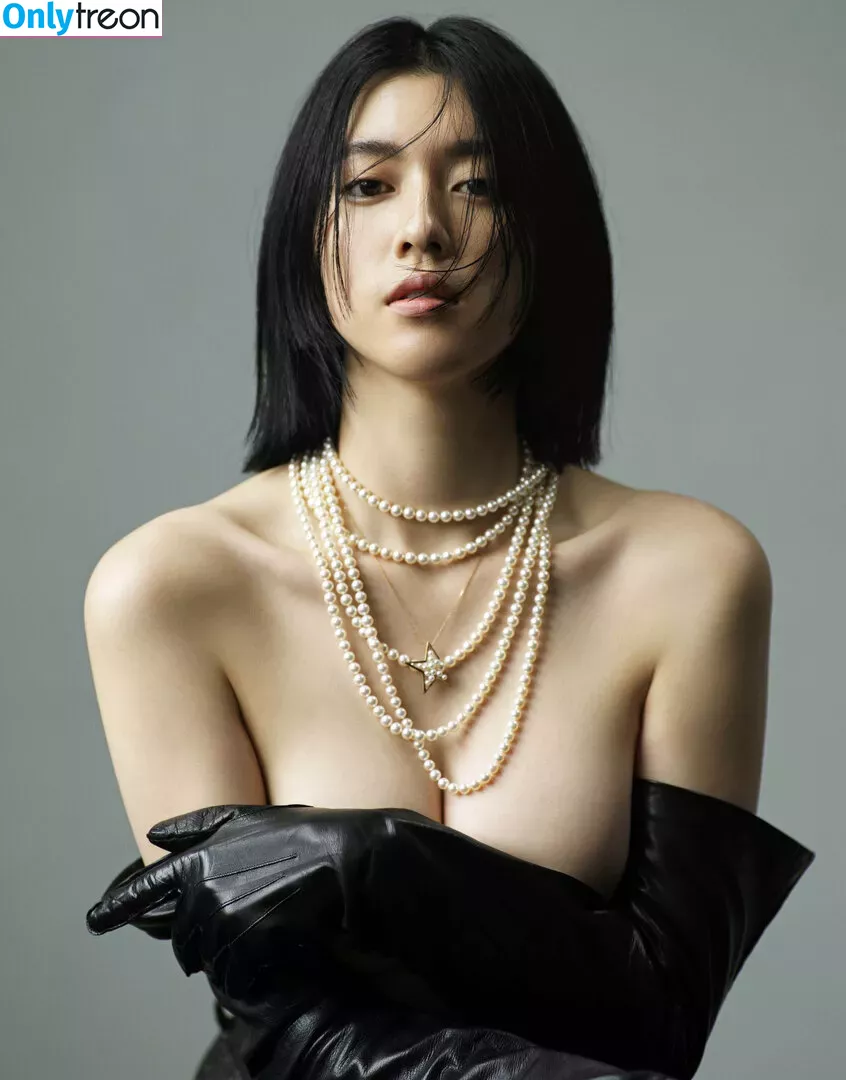 Ayaka Miyoshi nude photo #0326 (miyoshi.aa)