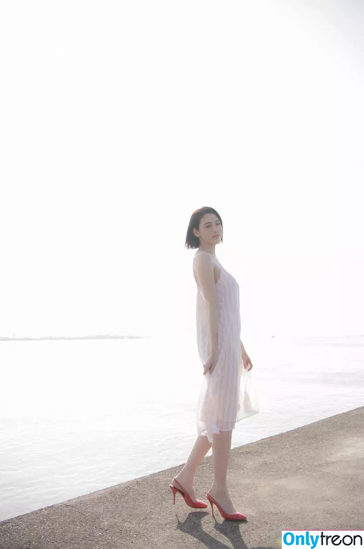 Ayaka Miyoshi nude photo #0425 (miyoshi.aa)