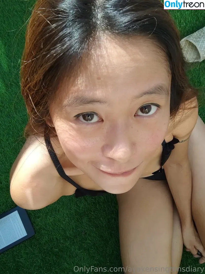 ayakensingtonsdiary nude photo #0048 (triciadonegan)