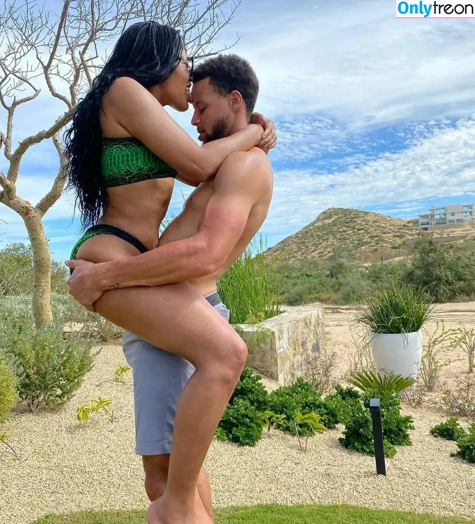 Ayesha Curry nude photo #0008 (ayeshacurry)