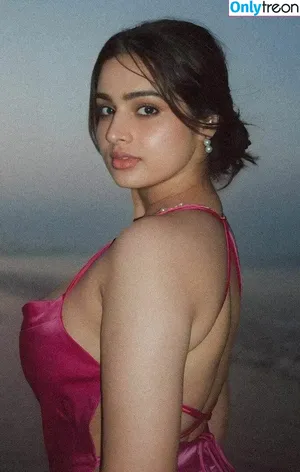 Ayesha Khan / ayeshaakhan_official фото голая #0077