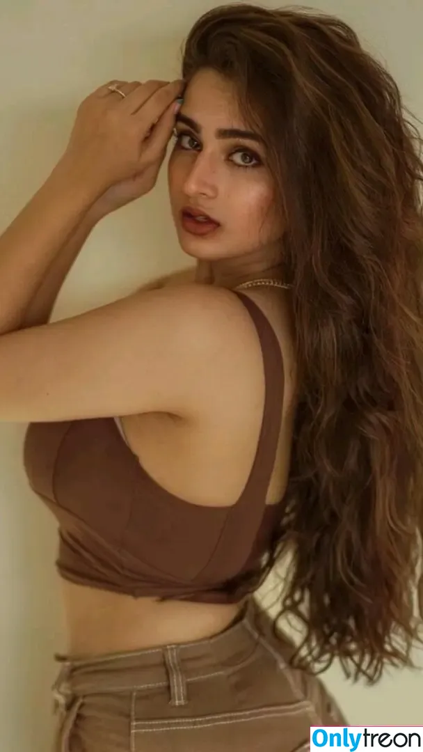 Ayesha Khan голая photo #0083 (ayeshaakhan_official)