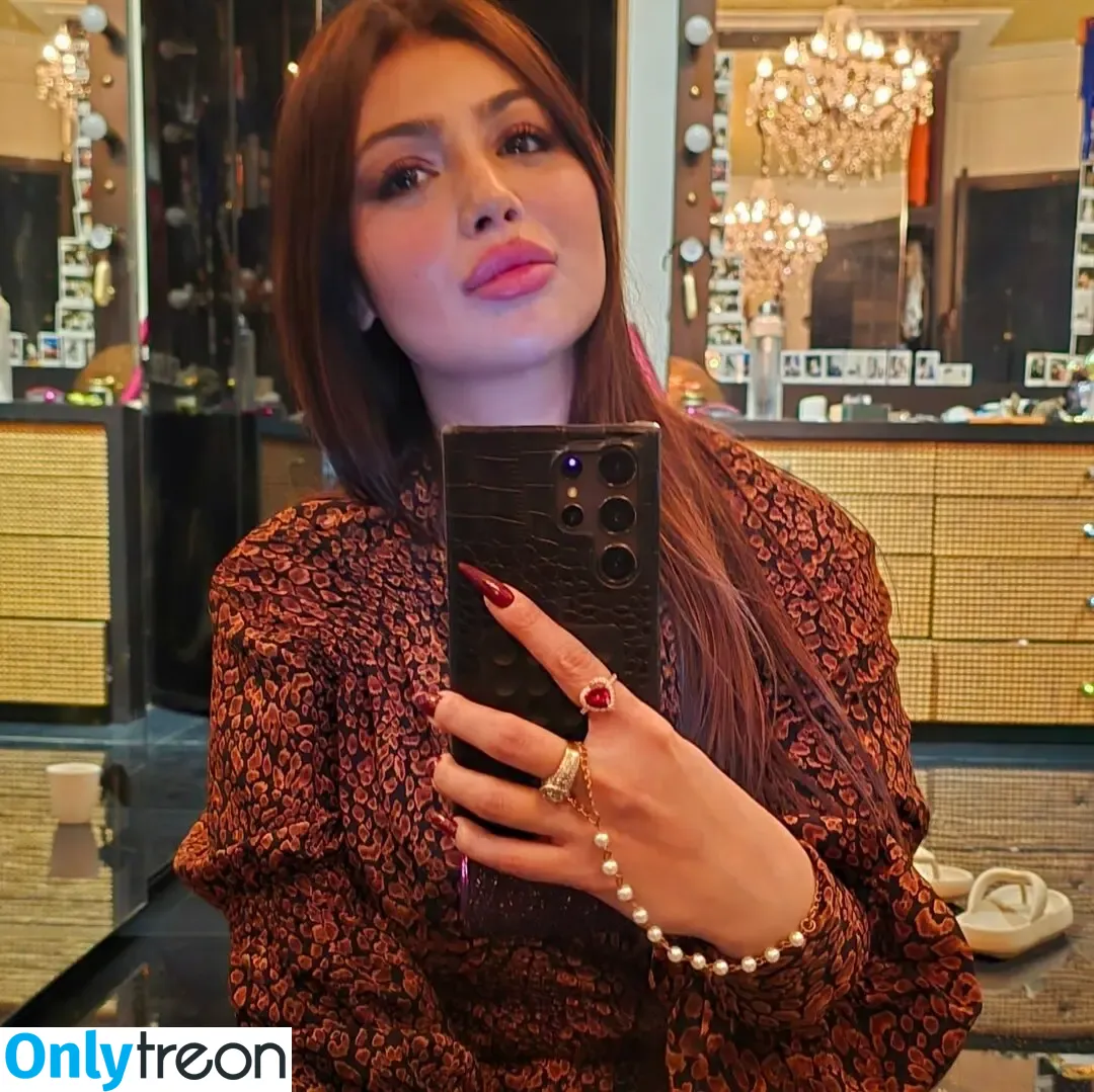 Ayesha Takia nude photo #0047 (ayeshatakia)