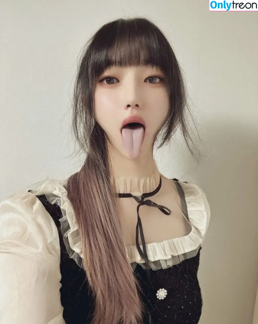 Ayoung голая photo #0004 (Ttlmda2 / a_young91 / ayoung20)