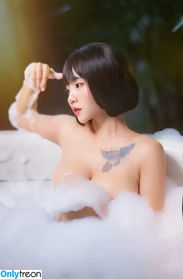 ayumi_cn0 nude photo #0066 (Ayumi12456546 / ayumi.chan0 / ayumi12)