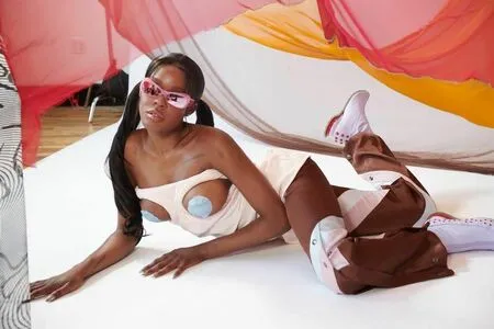 Azealia Banks / azealiabanks / babypinkslt nude photo #0001