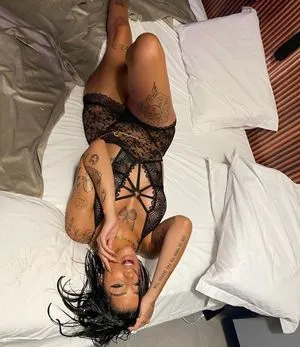 AZZY / Azzyoficixl / azzyoriginxl фото голая #0015