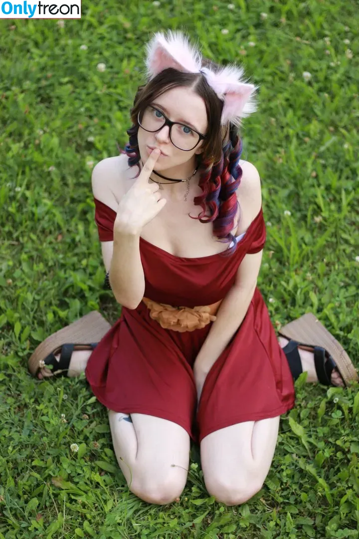 b-kitty nude photo #0011 (kittypawskids)
