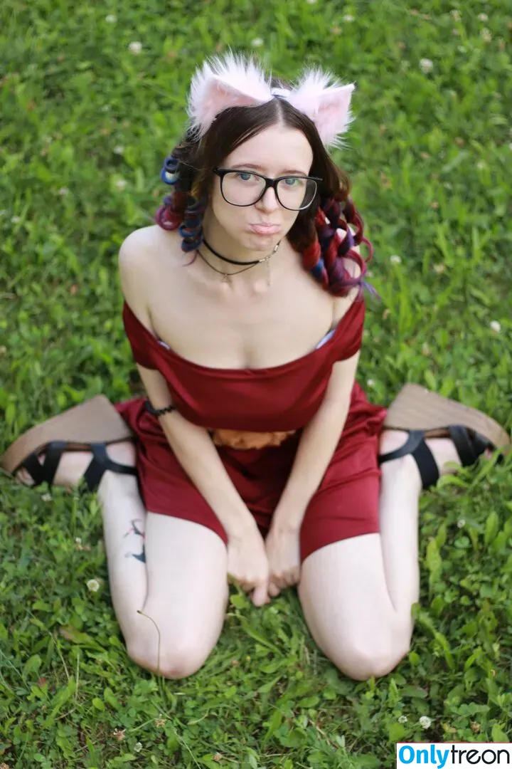 b-kitty nude photo #0014 (kittypawskids)