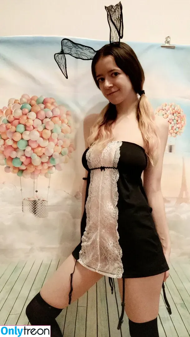 b-kitty nude photo #0016 (kittypawskids)